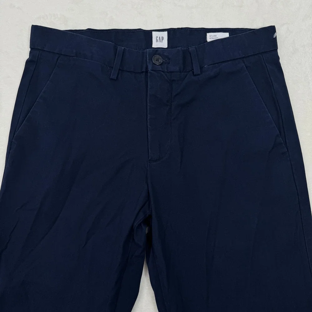GAP Chino Pants Mens 31x32 Navy Blue Straight Fit Cotton Blend Casual Classic